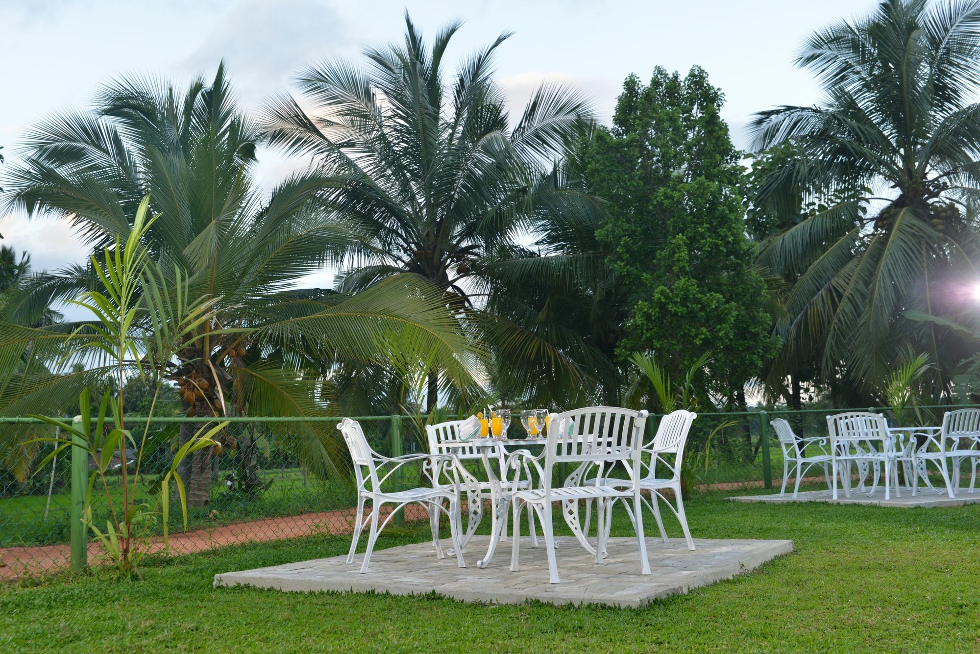 Rajarata Family Resort Анурадхапура Экстерьер фото